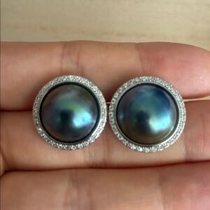 Black Mabe Pearl Stud Earrings in Sterling Silver, Natural Color, Classic Halo
